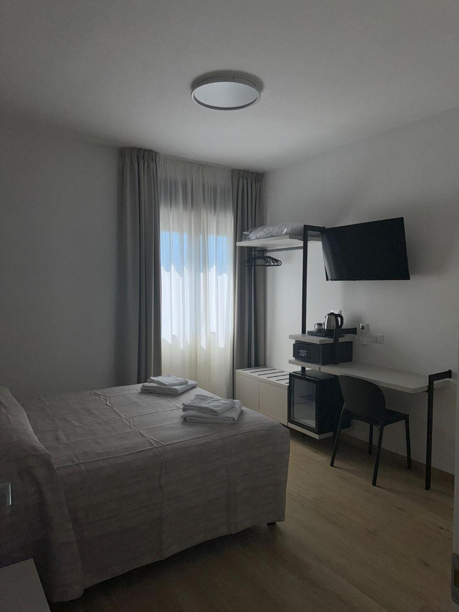 Guest House Al Porto Civitavecchia Extérieur photo