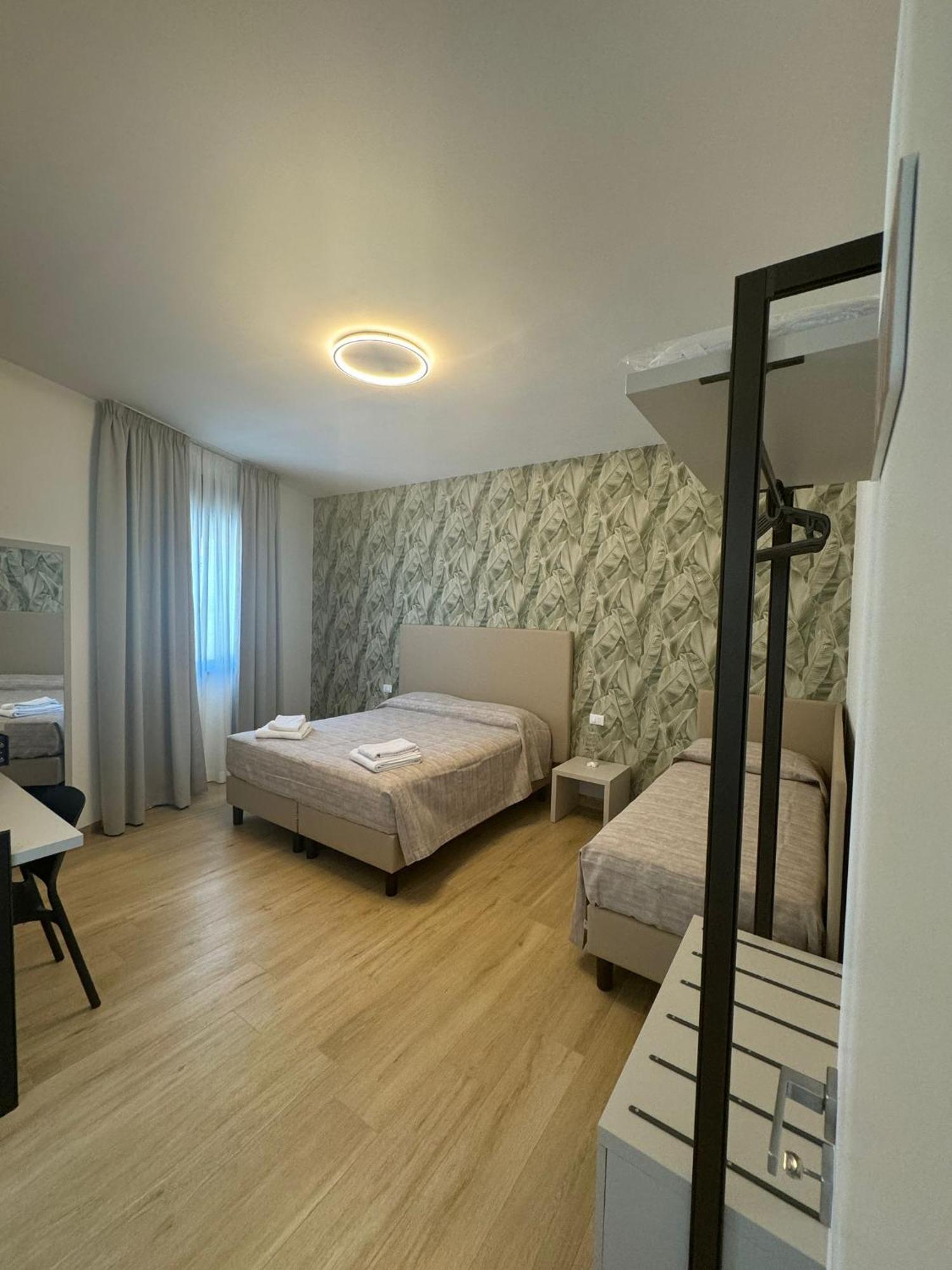 Guest House Al Porto Civitavecchia Extérieur photo